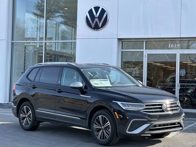 new 2024 Volkswagen Tiguan car, priced at $30,951