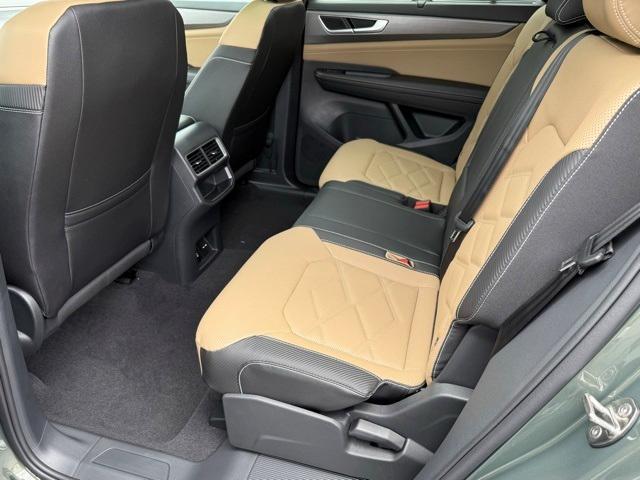 new 2026 Volkswagen Atlas Cross Sport car, priced at $45,394