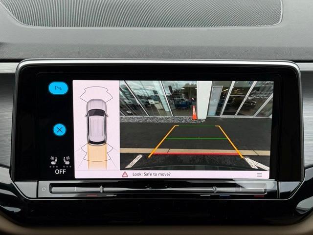 new 2026 Volkswagen Atlas Cross Sport car, priced at $45,394