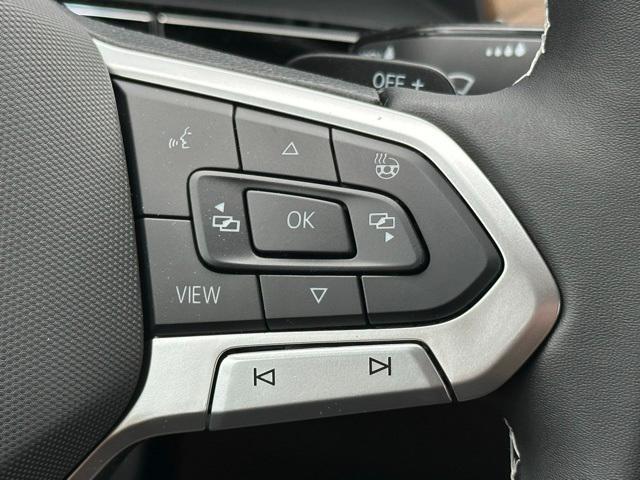 used 2024 Volkswagen Atlas car, priced at $35,981