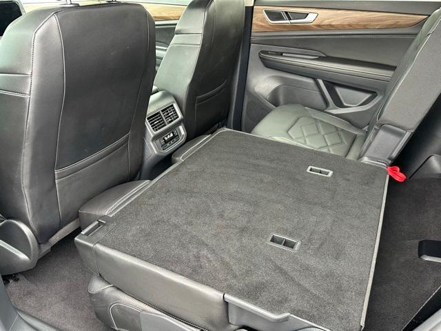 used 2024 Volkswagen Atlas car, priced at $35,981