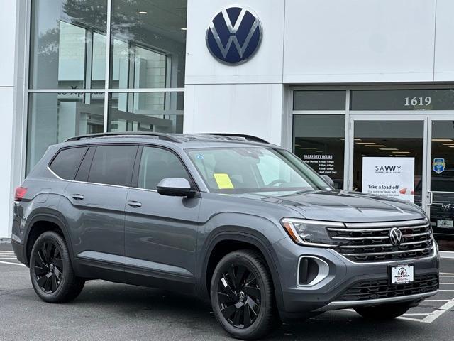 new 2024 Volkswagen Atlas car, priced at $47,775