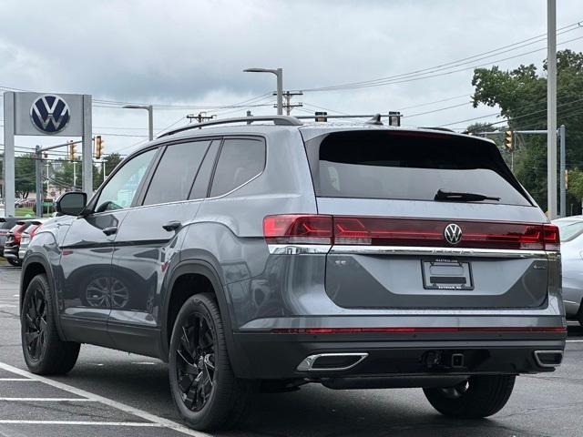 new 2024 Volkswagen Atlas car, priced at $47,775