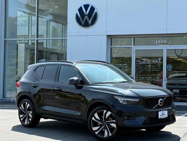 used 2025 Volvo XC40 car, priced at $33,692