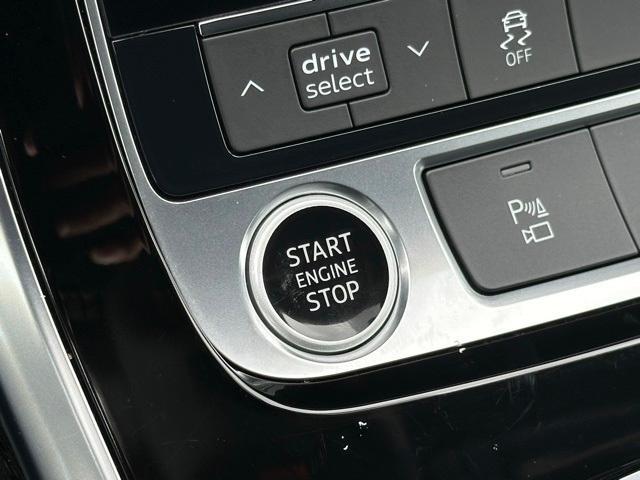 used 2022 Audi Q7 car, priced at $35,490