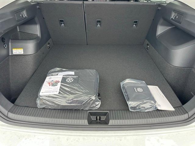 new 2025 Volkswagen Tiguan car, priced at $31,520