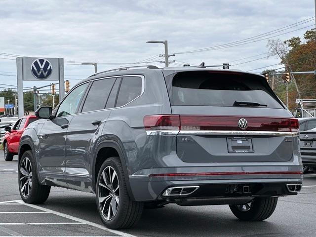 new 2025 Volkswagen Atlas car, priced at $52,259