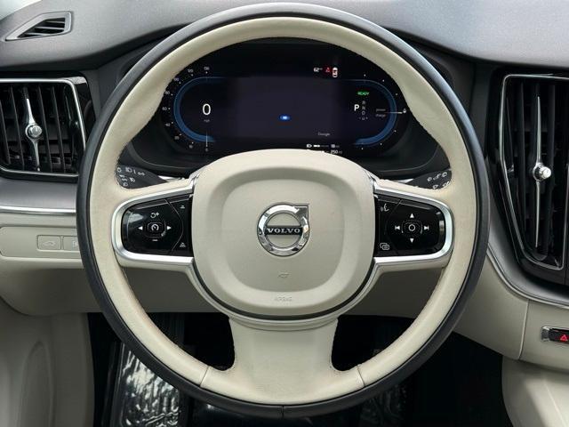used 2024 Volvo XC60 Recharge Plug-In Hybrid car, priced at $33,890