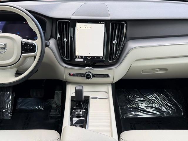 used 2024 Volvo XC60 Recharge Plug-In Hybrid car, priced at $33,890