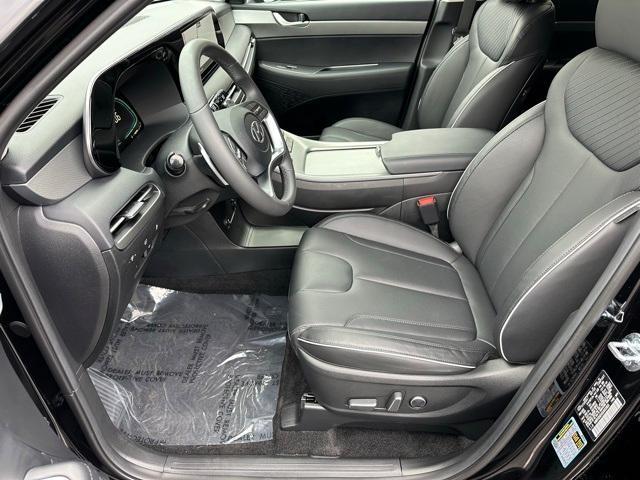 used 2025 Hyundai Palisade car, priced at $40,892