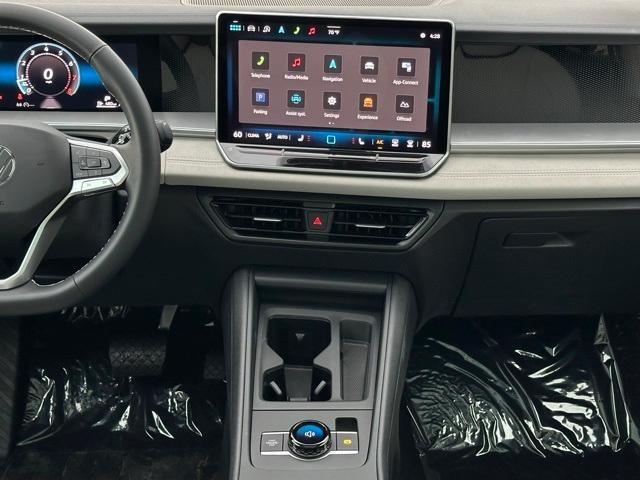 new 2025 Volkswagen Tiguan car, priced at $34,190