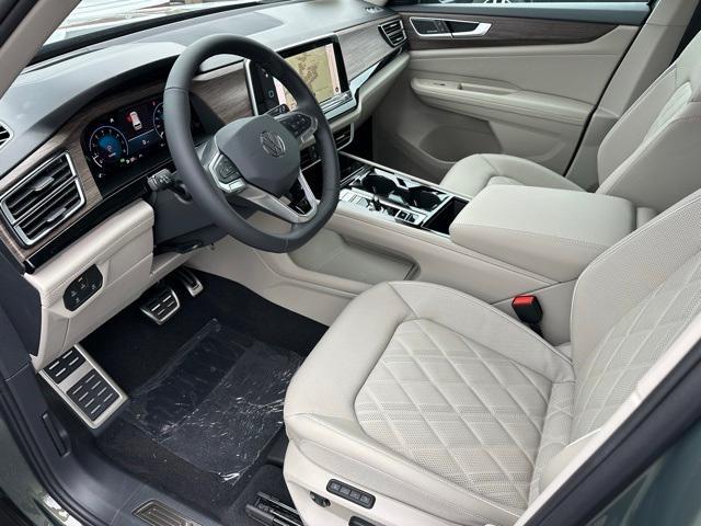 new 2026 Volkswagen Atlas car, priced at $53,681