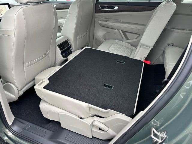 new 2026 Volkswagen Atlas car, priced at $53,681