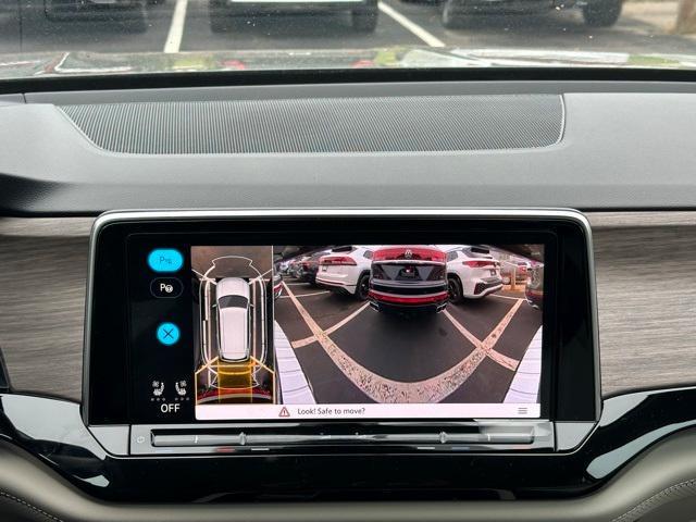 new 2026 Volkswagen Atlas car, priced at $53,681