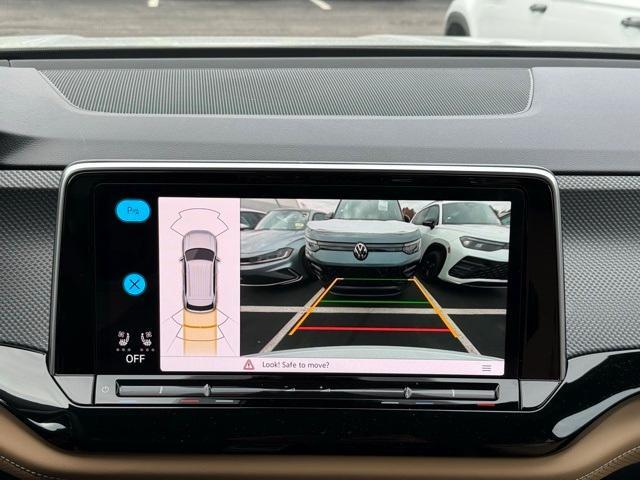 new 2026 Volkswagen Atlas Cross Sport car, priced at $50,542