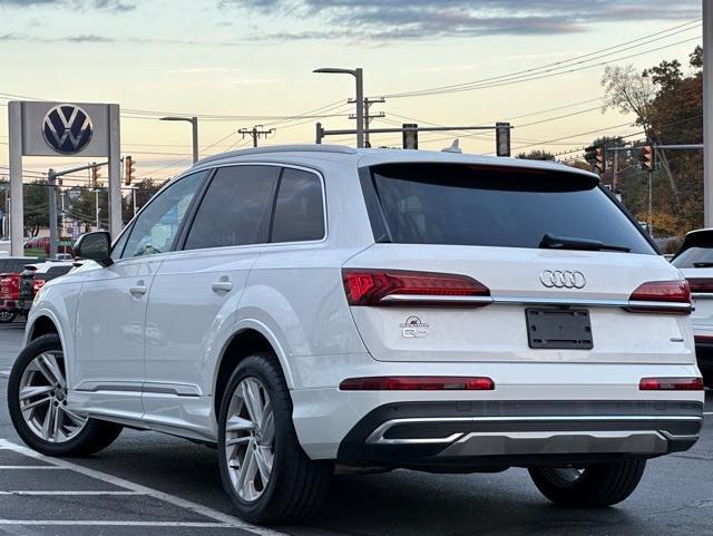 used 2020 Audi Q7 car, priced at $35,290