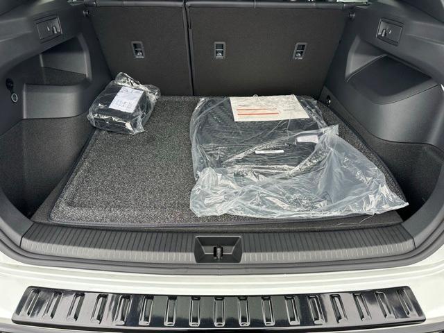 new 2026 Volkswagen Tiguan car, priced at $39,605