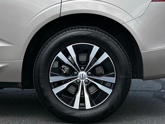 used 2025 Volvo XC60 car, priced at $36,490