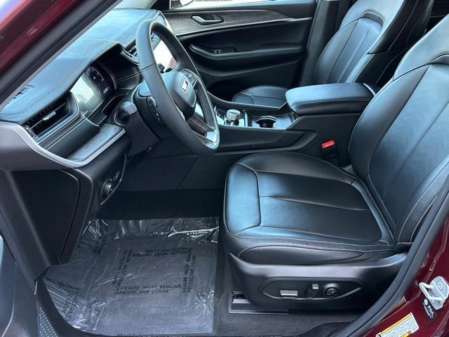 used 2024 Jeep Grand Cherokee L car, priced at $37,981