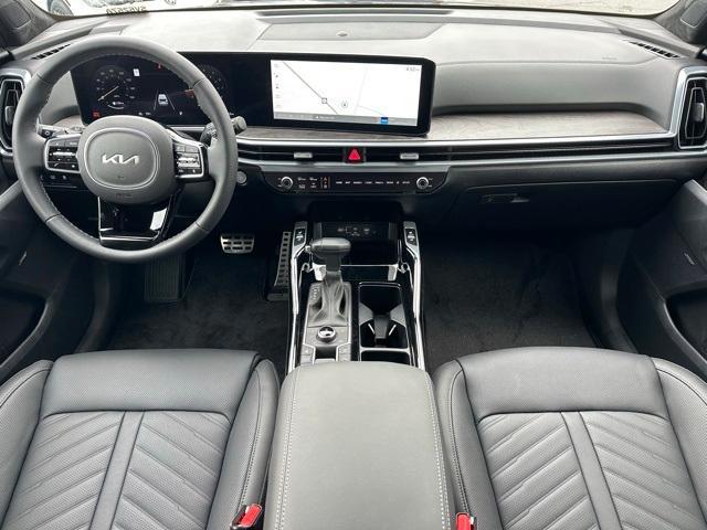 used 2025 Kia Sorento car, priced at $43,891