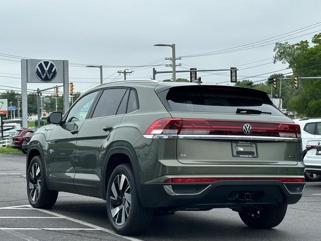 new 2025 Volkswagen Atlas Cross Sport car, priced at $44,189