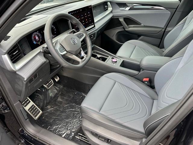 new 2025 Volkswagen Tiguan car, priced at $35,590