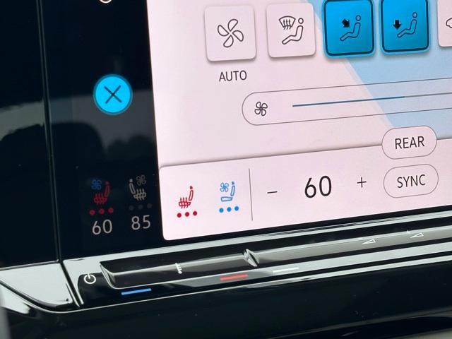 new 2025 Volkswagen Atlas car, priced at $45,577