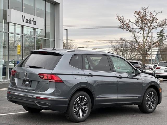 new 2024 Volkswagen Tiguan car, priced at $29,991