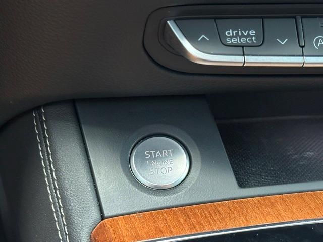 used 2022 Audi Q5 car, priced at $29,490