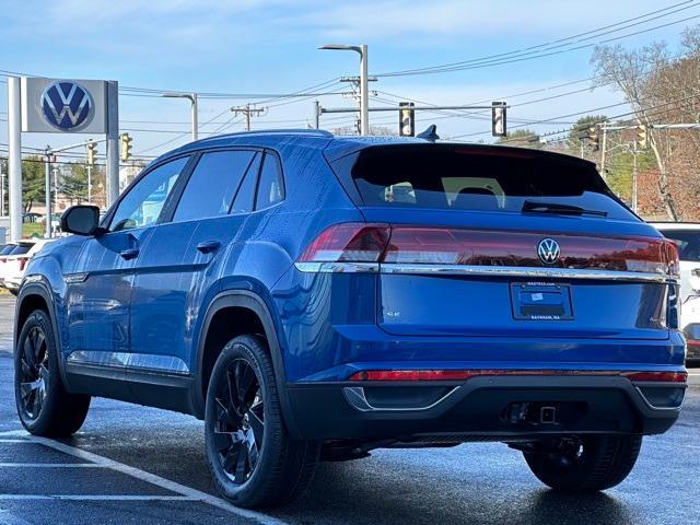 new 2025 Volkswagen Atlas Cross Sport car, priced at $43,951