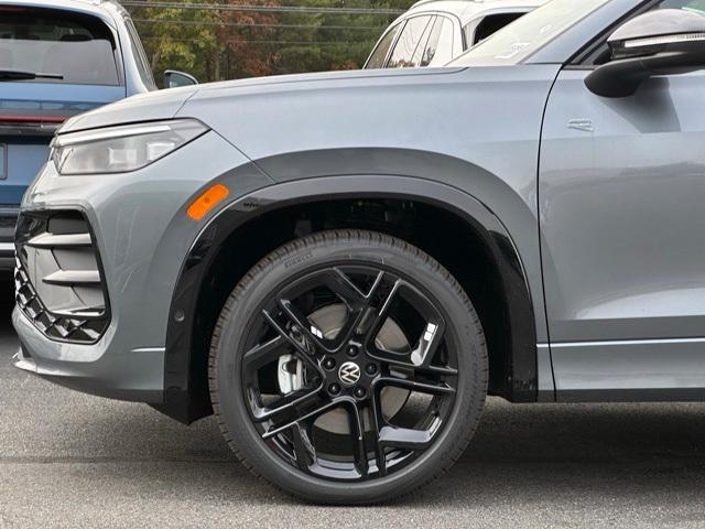 new 2025 Volkswagen Tiguan car, priced at $35,567