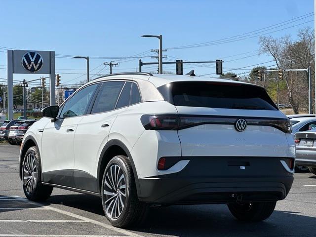 new 2025 Volkswagen ID.4 car, priced at $44,579