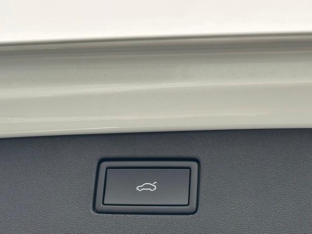 new 2025 Volkswagen Tiguan car, priced at $35,142