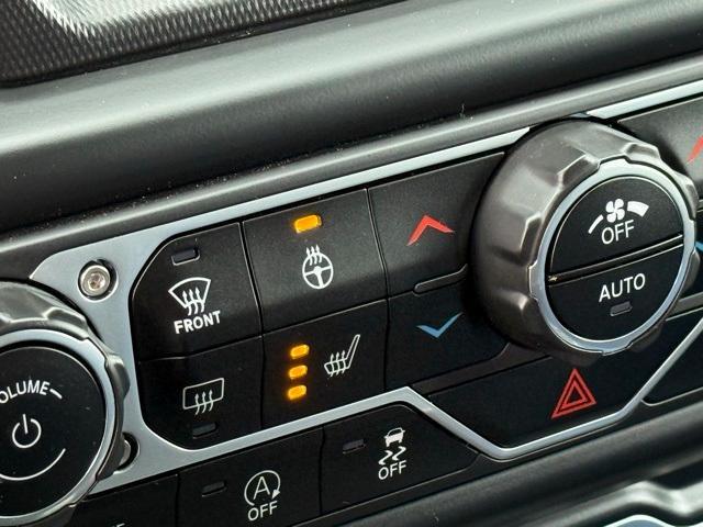 used 2022 Jeep Wrangler Unlimited car, priced at $32,892