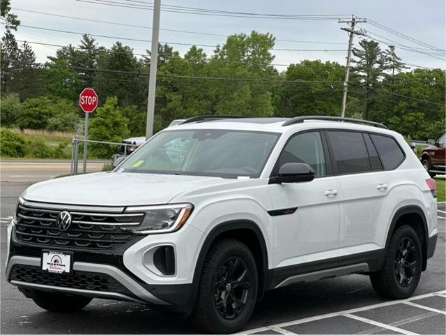 new 2025 Volkswagen Atlas car, priced at $45,300