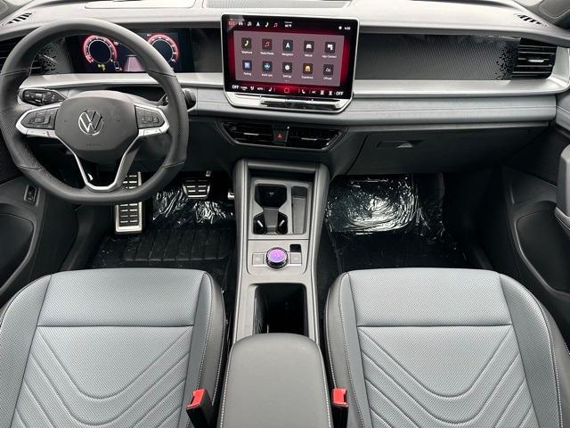 new 2025 Volkswagen Tiguan car, priced at $39,549