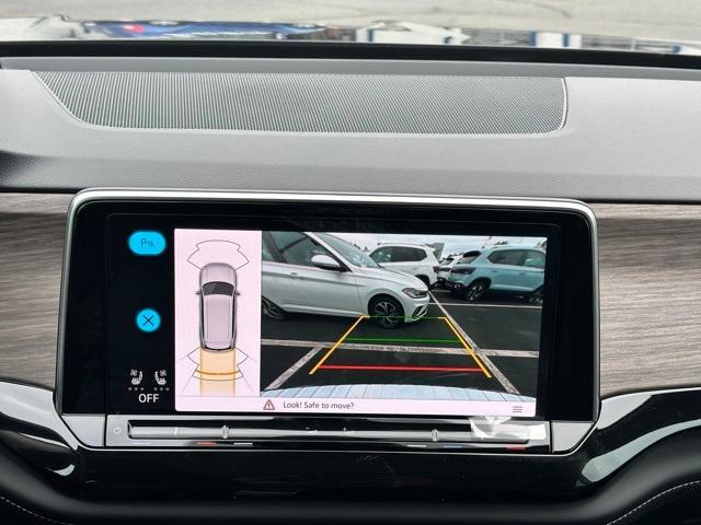 new 2026 Volkswagen Atlas car, priced at $49,934