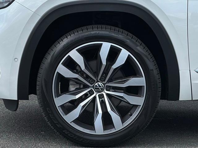 used 2022 Volkswagen Atlas car, priced at $34,892