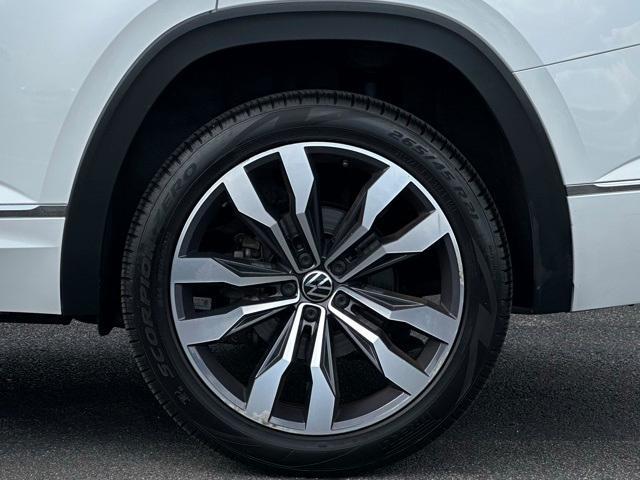 used 2022 Volkswagen Atlas car, priced at $34,892