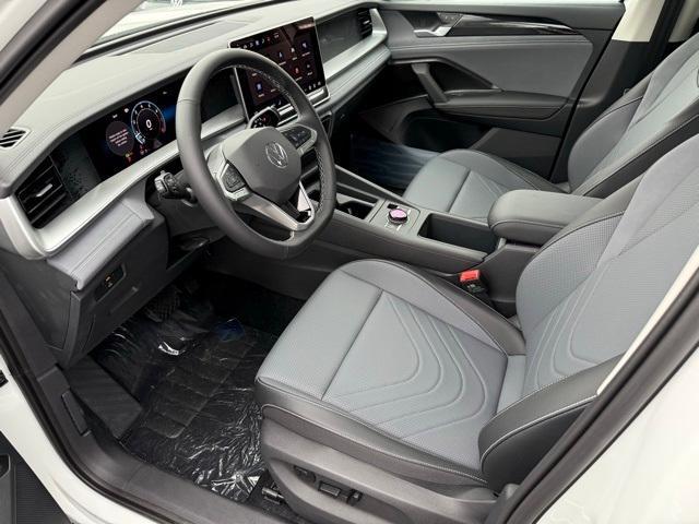 new 2025 Volkswagen Tiguan car, priced at $34,898