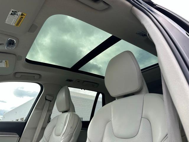 used 2022 Volvo XC90 Recharge Plug-In Hybrid car, priced at $48,980