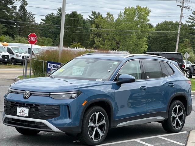 new 2025 Volkswagen Tiguan car, priced at $35,781