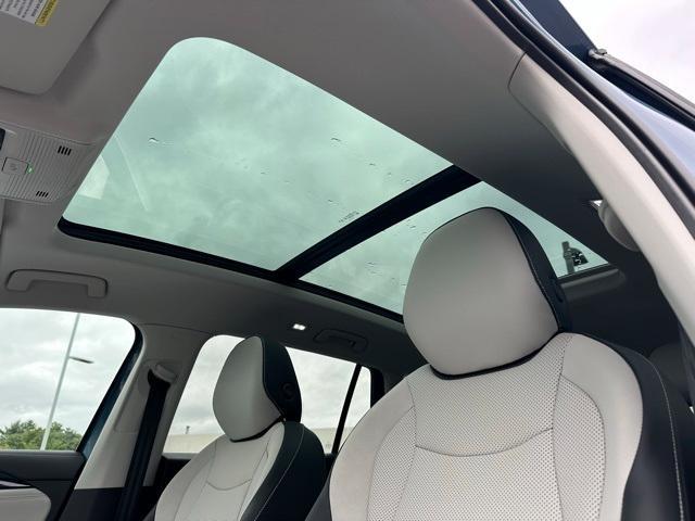 new 2025 Volkswagen Tiguan car, priced at $35,781