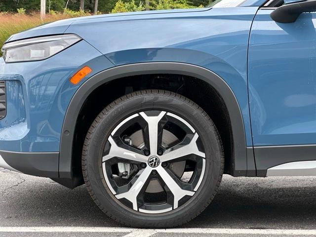 new 2025 Volkswagen Tiguan car, priced at $35,781