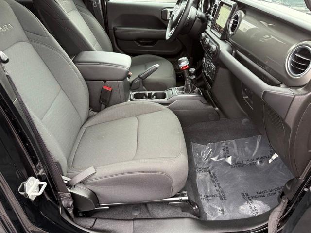 used 2022 Jeep Wrangler Unlimited car, priced at $31,982