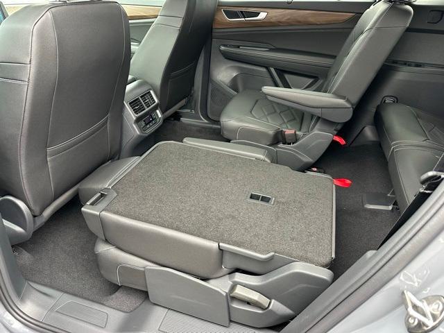 new 2026 Volkswagen Atlas car, priced at $47,085