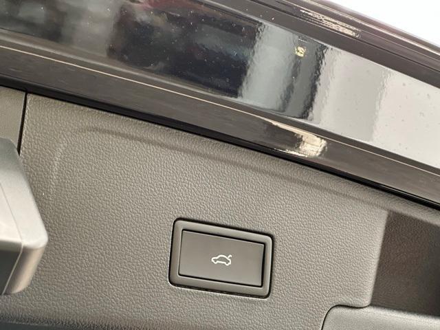 new 2026 Volkswagen Atlas Cross Sport car, priced at $53,248