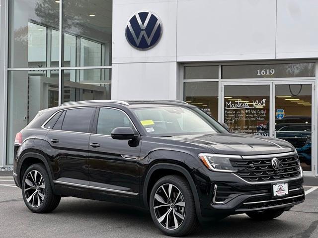 new 2026 Volkswagen Atlas Cross Sport car, priced at $53,248