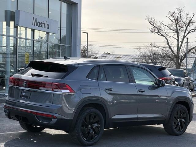 new 2025 Volkswagen Atlas Cross Sport car, priced at $43,951