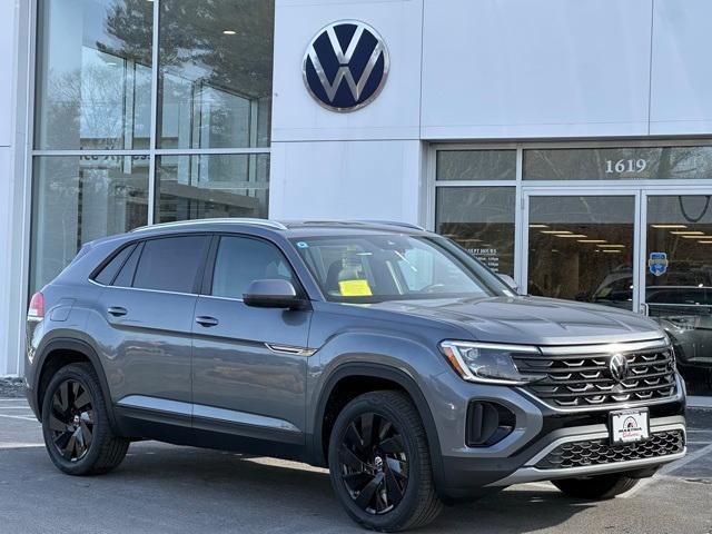 new 2025 Volkswagen Atlas Cross Sport car, priced at $43,951